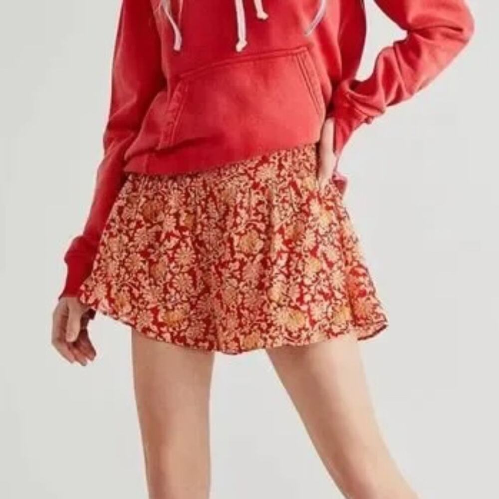 Free People Say It's So Cotton Ruffle Shorts Red Floral Combo Boho Size Small